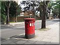 Post box on Long Lane