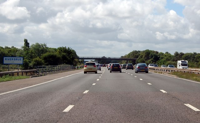 M5 crossing the River Brue © Julian P Guffogg cc-by-sa/2.0 :: Geograph ...