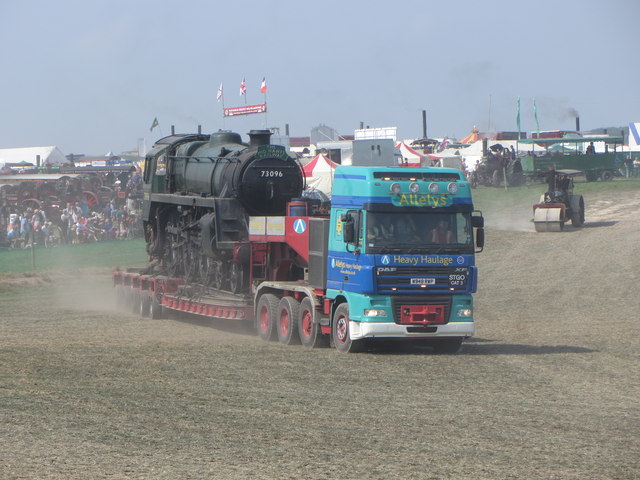 Great Dorset Steam Fair: heavy haulage