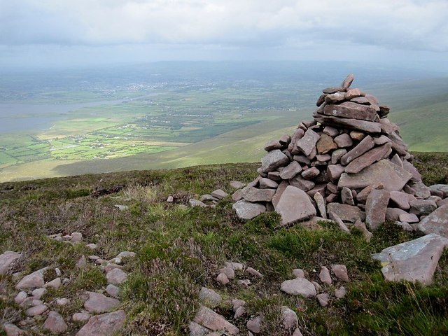 Outlying Cairn