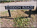 Loddon Road sign