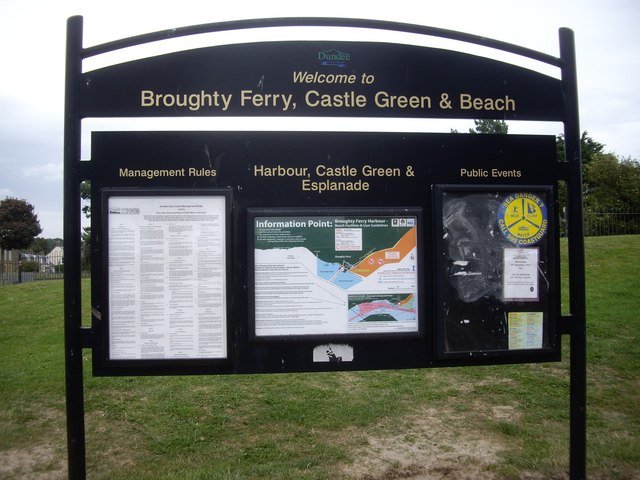 Welcome to Broughty Ferry, Castle Green & Beach