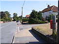 B1435 Beccles Road & Beccles Road Postbox