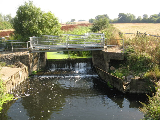 Weir at Wineham