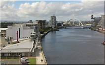 NS5764 : The River Clyde from the Kingston Bridge by M J Richardson