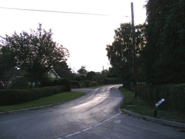 High Road, Bressingham