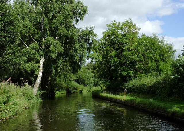 Staffordshire and Worcestershire Canal... © Roger Kidd cc-by-sa/2.0 ...