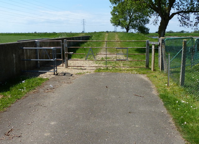 Environment Agency gate at Tail Sluice
