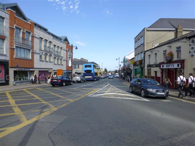 Main Street, Bray © Kenneth Allen cc-by-sa/2.0 :: Geograph Ireland