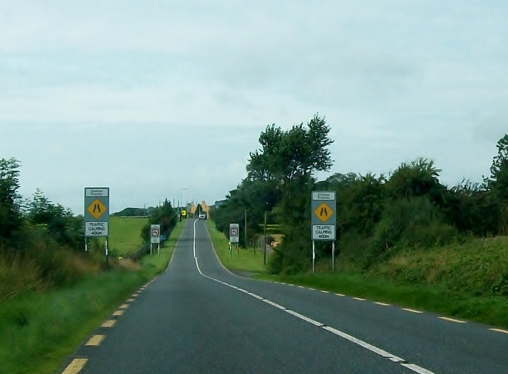 warning-of-traffic-calming-measures-and-eric-jones-geograph-ireland