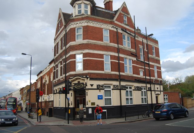 Tooting Bec Surgery © N Chadwick :: Geograph Britain and Ireland