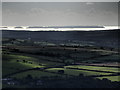 SN0036 : View towards Skomer Island from Garn Fawr (Mynydd Dinas) by RETM