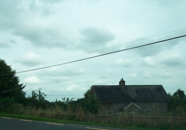 Farmhouse on the N52 at Killua near Clonmellon