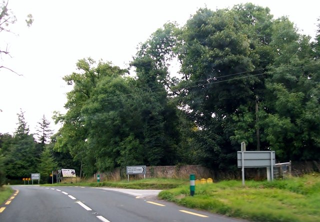 The L5525 (Crowinstown Road) junction on N52