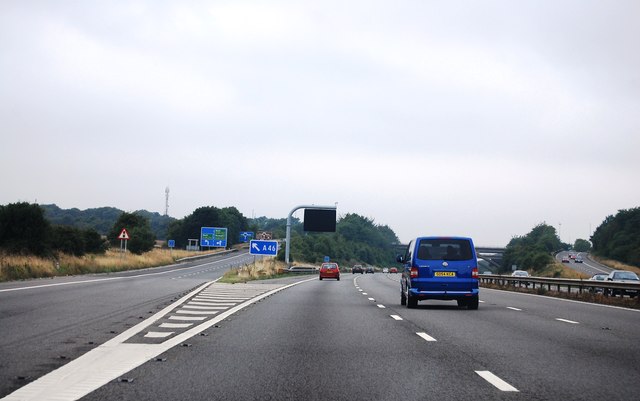 M4, J18 © N Chadwick cc-by-sa/2.0 :: Geograph Britain and Ireland