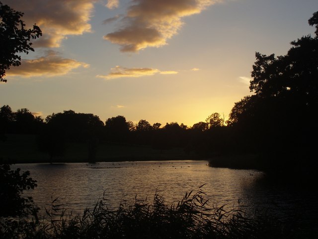 Sunset over the lower lake at Wimpole Hall