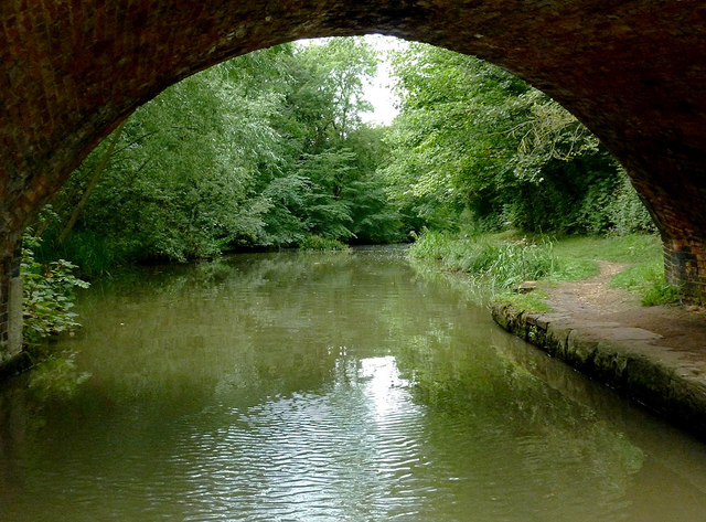 Grand Union Canal near Newton Harcourt, Leicestershire
