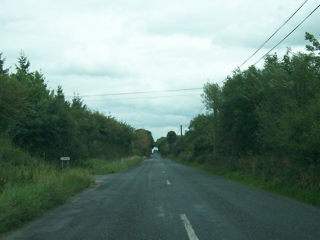 Approaching the junction with the L70095 on the R357 at Bun, Offaly