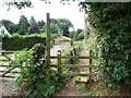 Public footpath to the A472