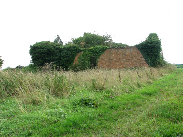 Ruined building in Plumstead Green