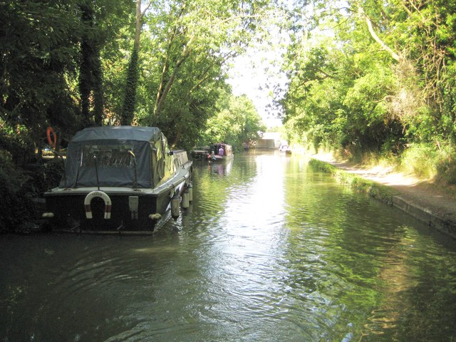 Grand Union Canal: Reach in Old Wolverton