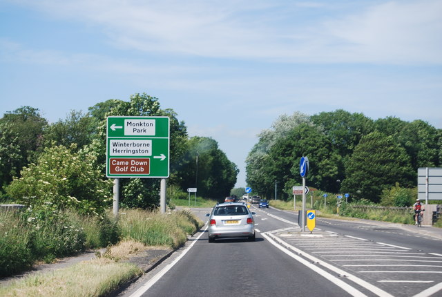 A354 © N Chadwick :: Geograph Britain and Ireland