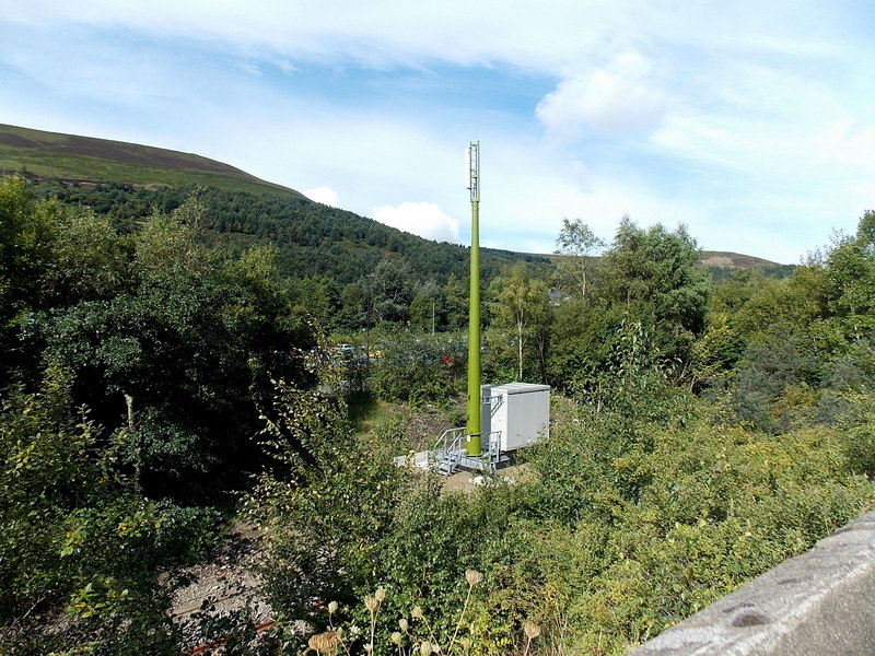 Communications Mast Near Ebbw Vale © Jaggery Cc By Sa 2 0