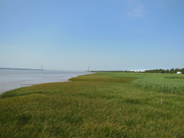 The River Humber Foreshore towards Hessle