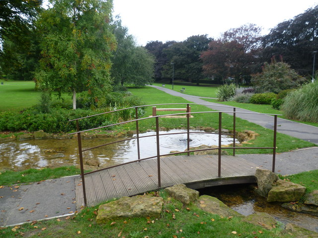 Water feature in Kidwells Park © Marathon cc-by-sa/2.0 :: Geograph ...