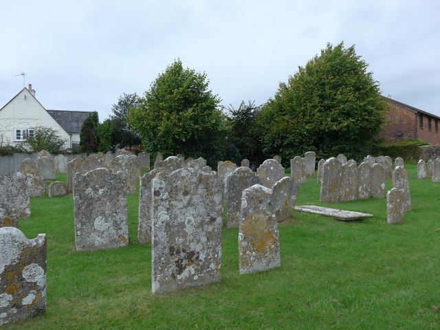 St Mary, Carisbrooke: churchyard (h)
