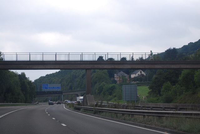 Footbridge over the M4