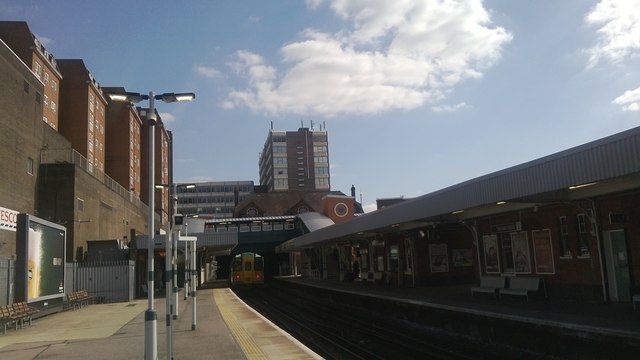 Thornton Heath station from the north end of the platforms