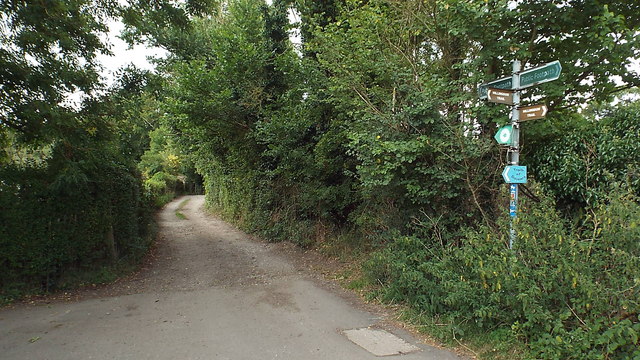 Track and public footpath near Harefield
