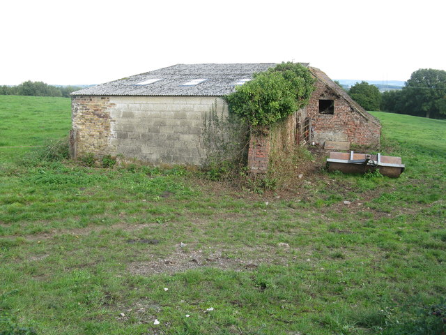 Old barn near Bullo © M J Richardson cc-by-sa/2.0 :: Geograph Britain ...