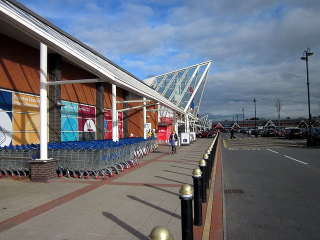 Broughton Shopping Park © Jeff Buck :: Geograph Britain and Ireland