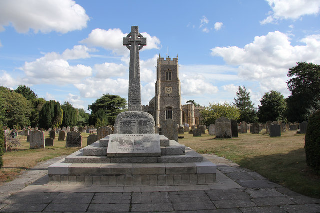 Loddon war memorial © Richard Croft cc-by-sa/2.0 :: Geograph Britain ...