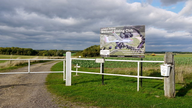 Entrance to Lyveden Airfield
