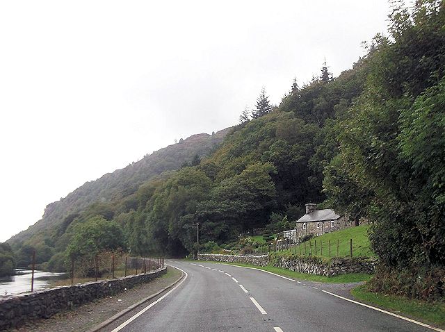 Nant-Dwr-Oer from A498
