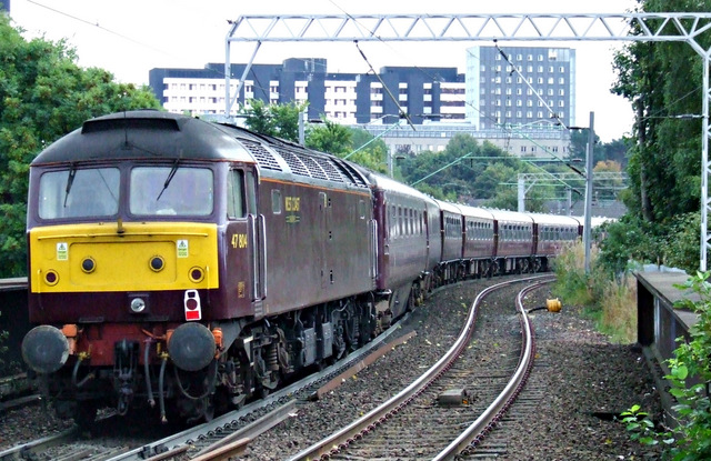 The Royal Scotsman at Partick railway... © Thomas Nugent cc-by-sa/2.0 ...