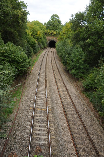 Cardiff to Gloucester railway, Newnham