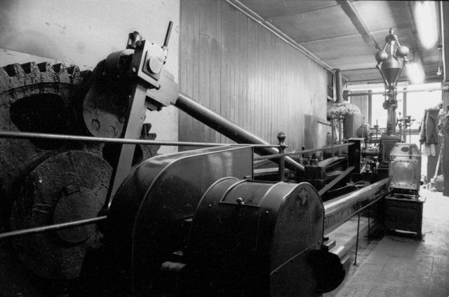 Ledgard Bridge Mills - pusher steam engine