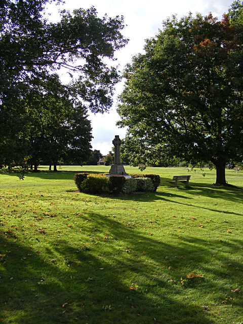 Newton War Memorial on Newton Green