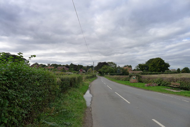 Thorpe Road entering Harthill