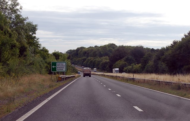 A303 approaching junction for Thruxton