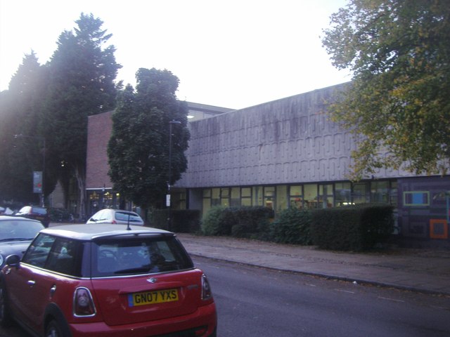 Hornsey Library on Haringey Park