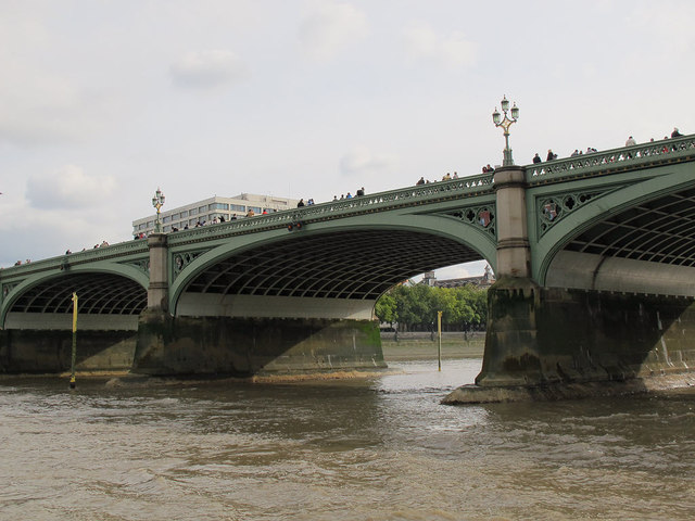 Westminster Bridge at low tide