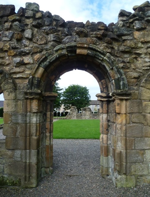 Ruined doorway, Kilwinning Abbey © kim traynor :: Geograph Britain and ...