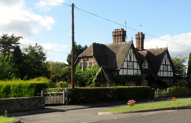 Mock Tudor cottages, Quatt