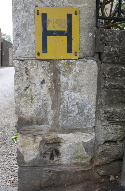 Benchmark and hydrant sign on wall corner, #19 Somerset Road