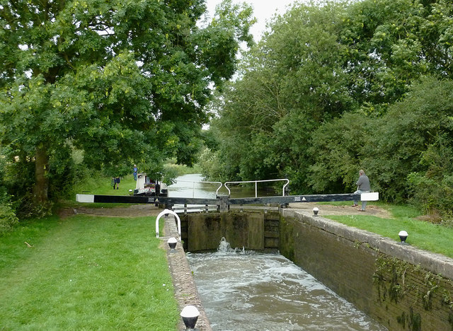 Top Half Mile Lock near Newton Harcourt,... © Roger Kidd :: Geograph ...